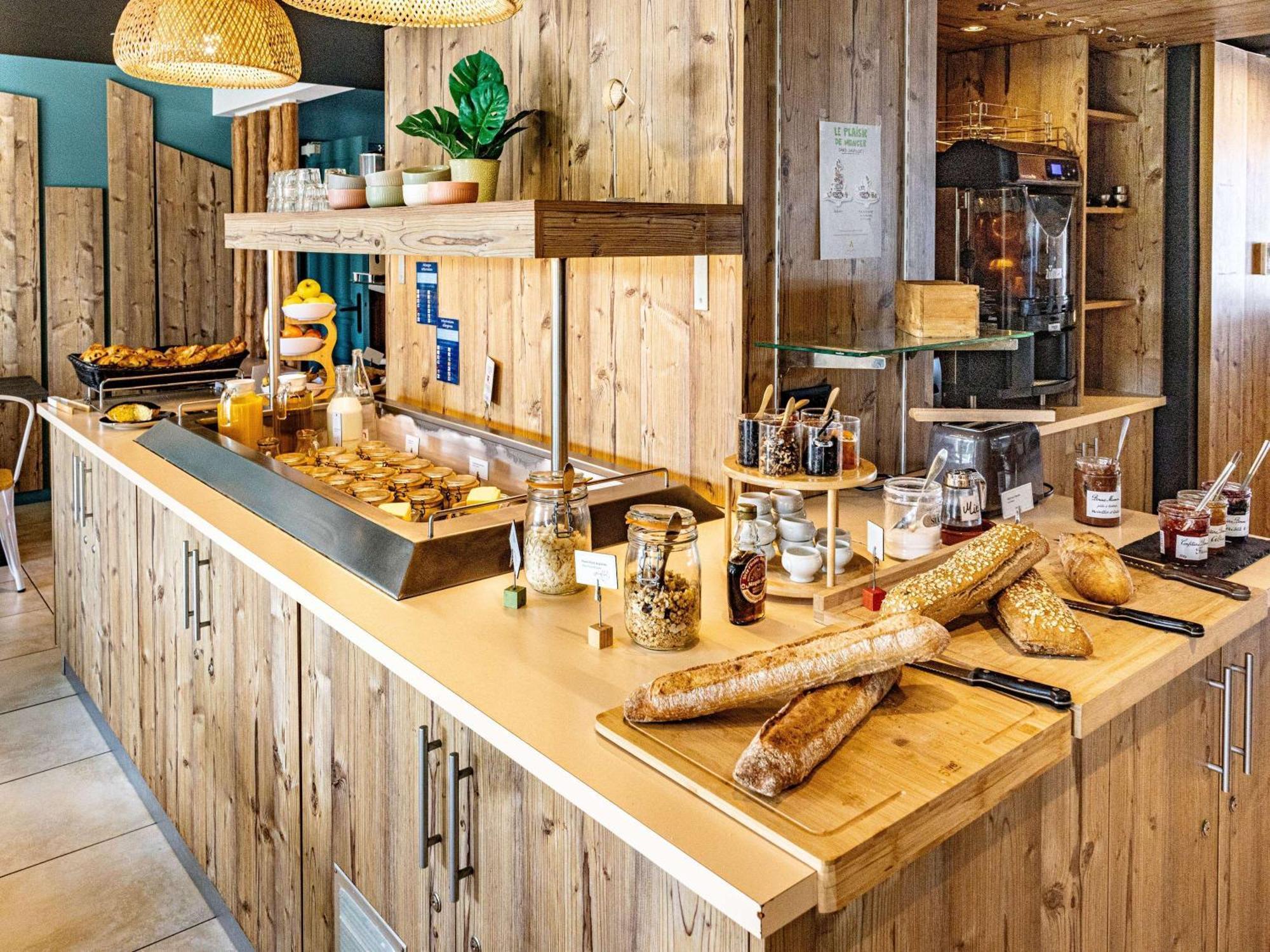 Ibis Styles Marennes D'Oleron Hotel Exterior foto